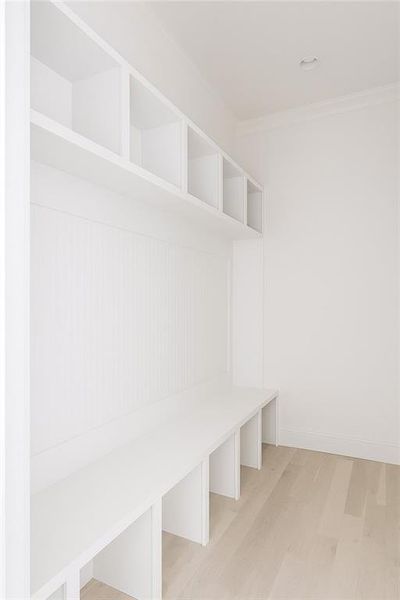 Spacious, unfurnished interior of a new home in , Atlanta (Image 6).