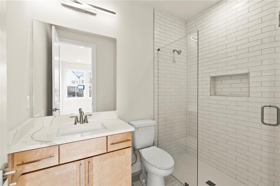 Furnished interior view inside a new home in , Alpharetta (Image 5).