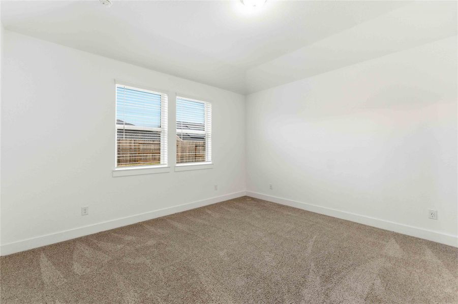 Spacious, unfurnished interior of a new home in Sunterra, Katy (Image 28). Spacious, unfurnished interior of a new home in Sunterra, Katy (Image 28).