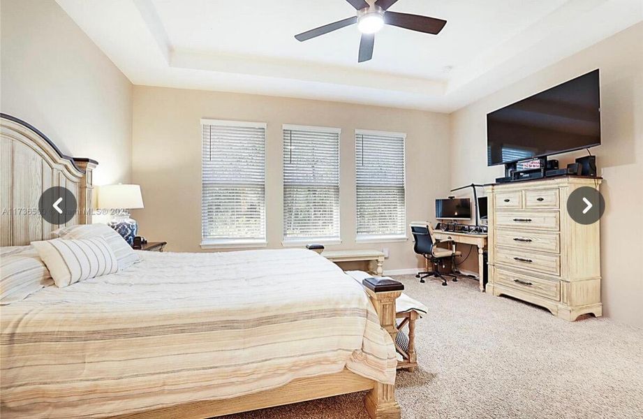 Furnished interior view inside a new home in , Port St. Lucie (Image 10).