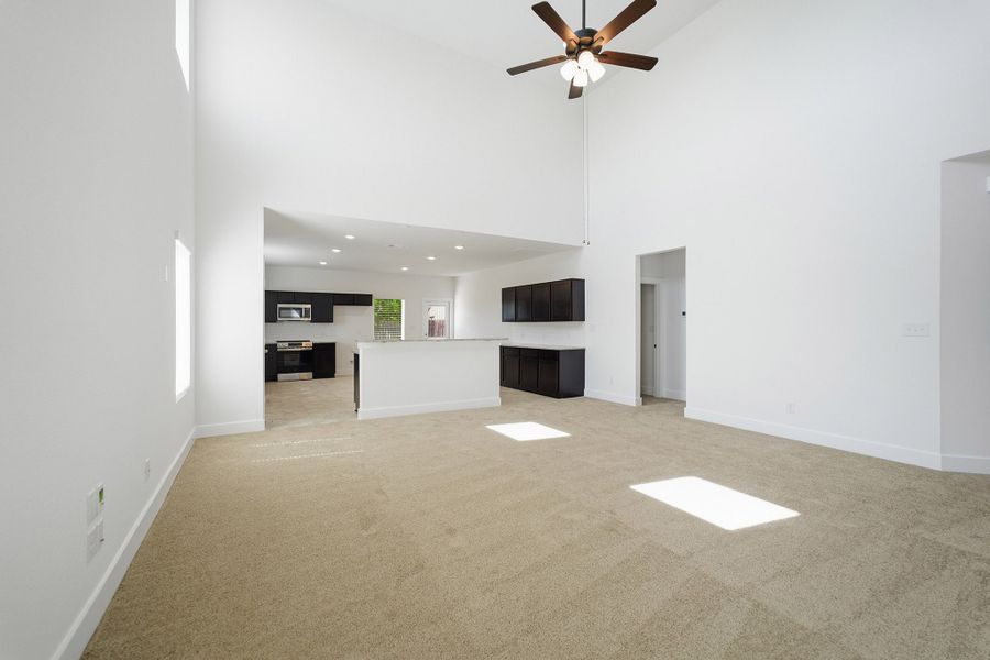 Spacious, unfurnished interior of a new home in Grande Estates, Bertram (Image 50).
