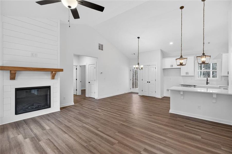 Spacious, unfurnished interior of a new home in , Cedartown (Image 17).