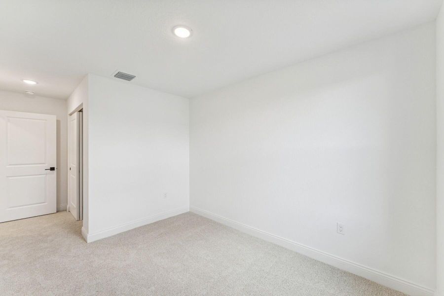 Spacious, unfurnished interior of a new home in , Stuart (Image 21).