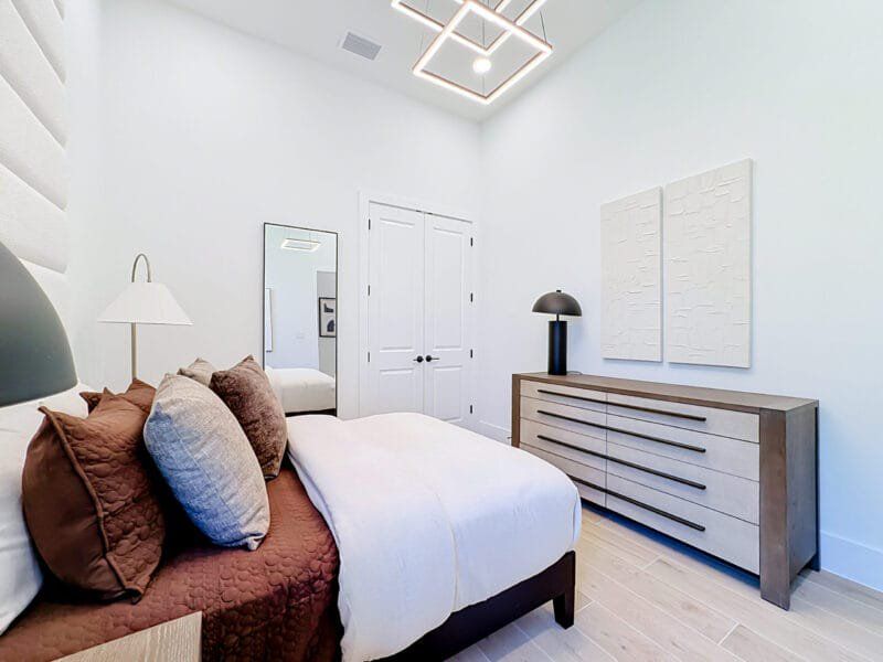 Furnished interior view inside a new home in Legends Bay, Bradenton (Image 27).