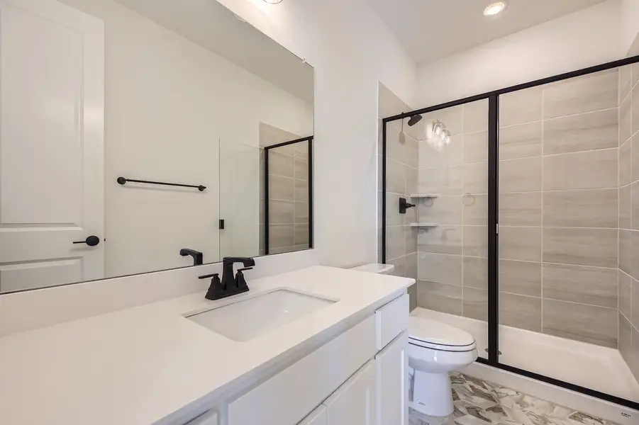 Plan 1453 Secondary Bathroom Representative Plan 1453 Secondary Bathroom Representative
