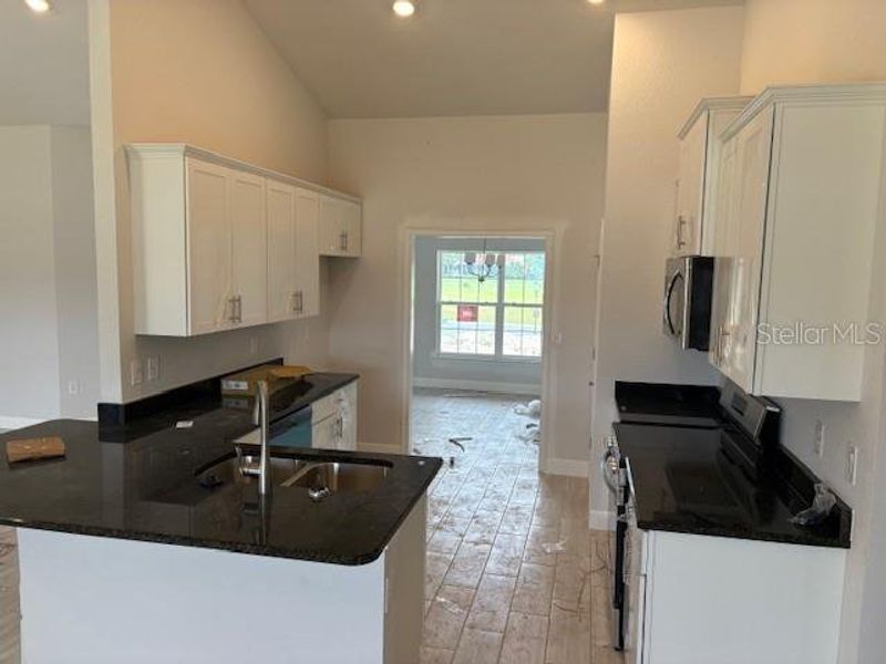 Furnished interior view inside a new home in Juliette Falls, Dunnellon (Image 4).