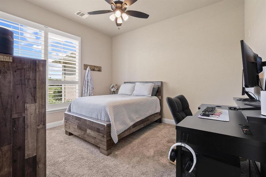 Furnished interior view inside a new home in The Meadows, Gunter (Image 29). Furnished interior view inside a new home in The Meadows, Gunter (Image 29).