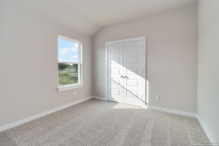 Spacious, unfurnished interior of a new home in Hunters Ranch, San Antonio (Image 11). Spacious, unfurnished interior of a new home in Hunters Ranch, San Antonio (Image 11).