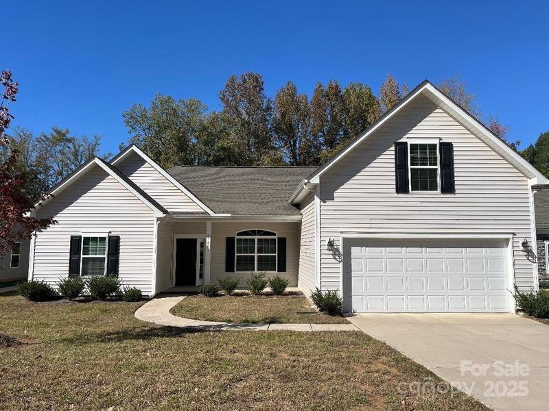 Beautiful 4 BR 2 BA Ranch