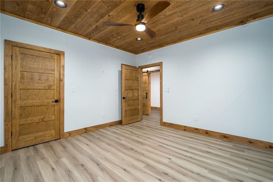 Spacious, unfurnished interior of a new home in , Morganton (Image 20).