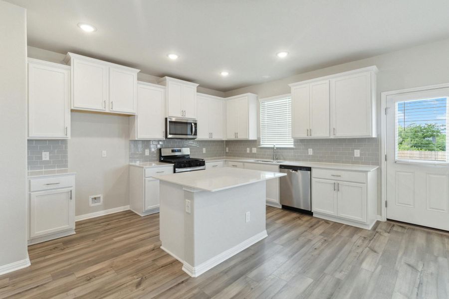 Furnished interior view inside a new home in , Buda (Image 7).
