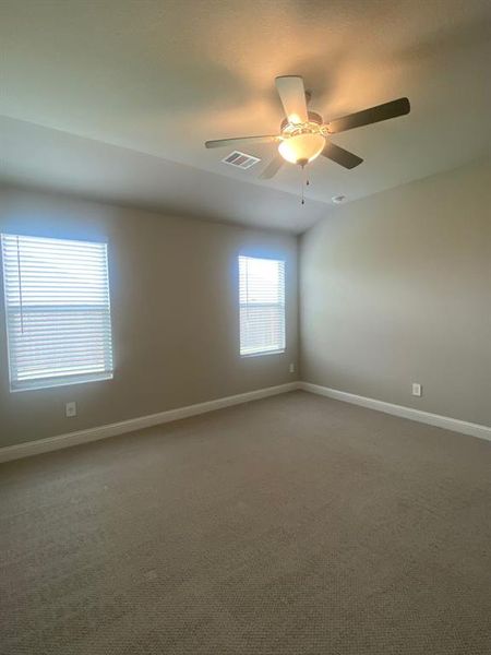 Spacious, unfurnished interior of a new home in Anna Ranch, Anna (Image 15).