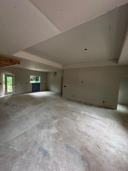 Spacious, unfurnished interior of a new home in , Orangeburg (Image 6).