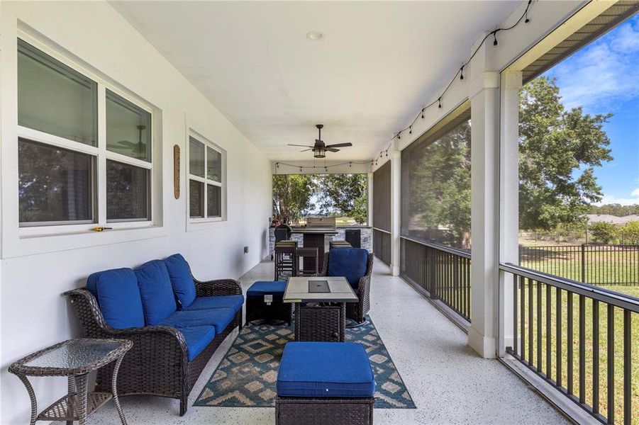 Exterior details and patio area of a home in , Dade City (Image 31).
