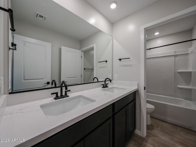 24_Skyline-Village_GRAND-OPENING-3.14_Sa