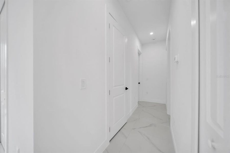 Spacious, unfurnished interior of a new home in , Lehigh Acres (Image 16).