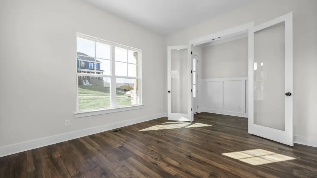 Versatile flex space for office, dining area, or other needs