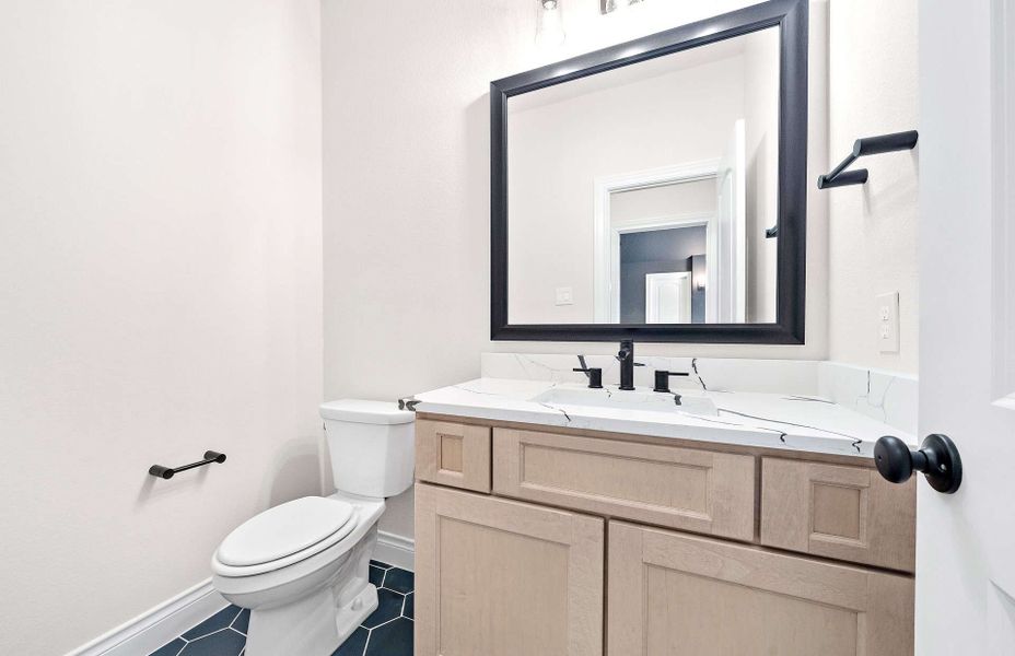 Furnished interior view inside a new home in Artavia 70′, Conroe (Image 34).