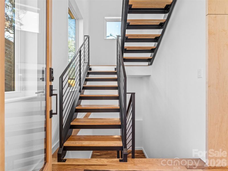 Entry/Stairs