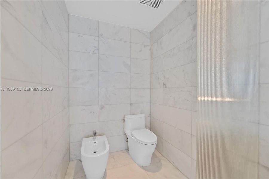 Furnished interior view inside a new home in , Miami Beach (Image 10).