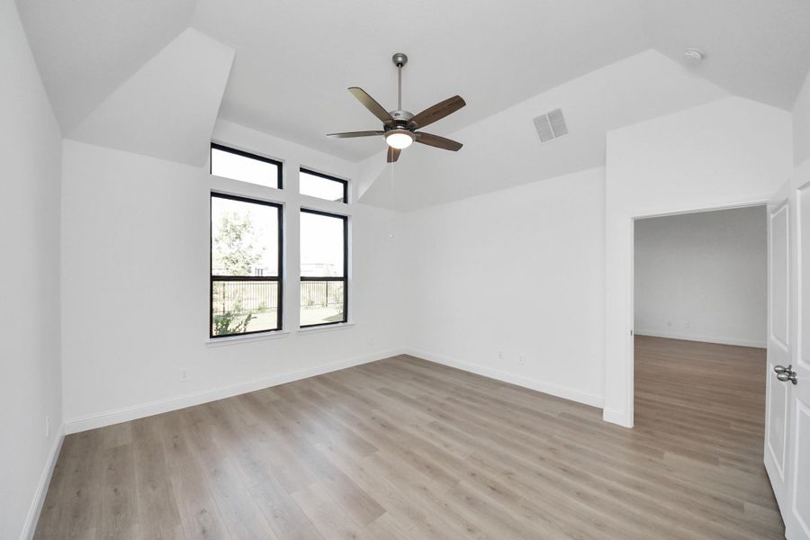 Spacious, unfurnished interior of a new home in , Katy (Image 33). Spacious, unfurnished interior of a new home in , Katy (Image 33).