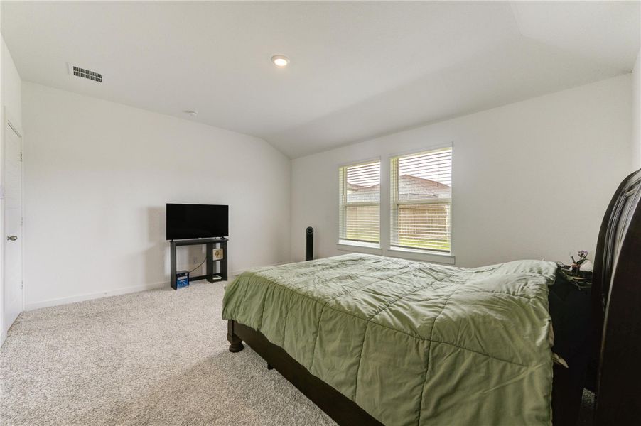 Furnished interior view inside a new home in , Rosharon (Image 28). Furnished interior view inside a new home in , Rosharon (Image 28).