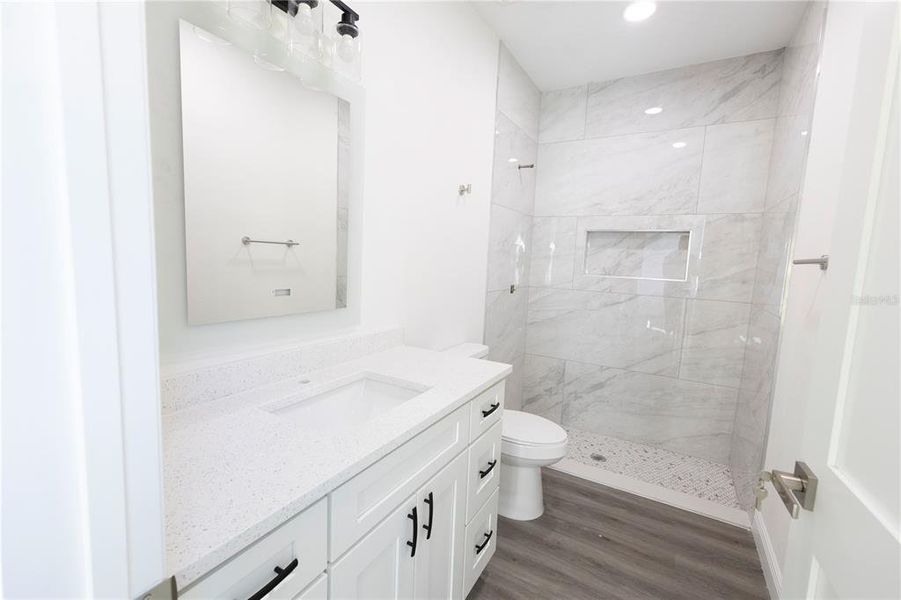 Furnished interior view inside a new home in , Lake Panasoffkee (Image 2).