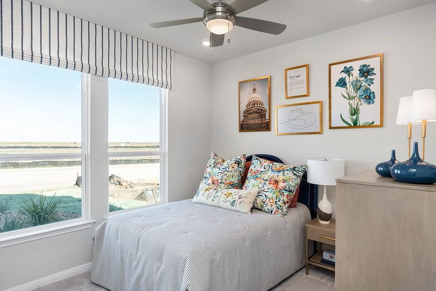Furnished interior view inside a new home in Longview, Del Valle (Image 10).