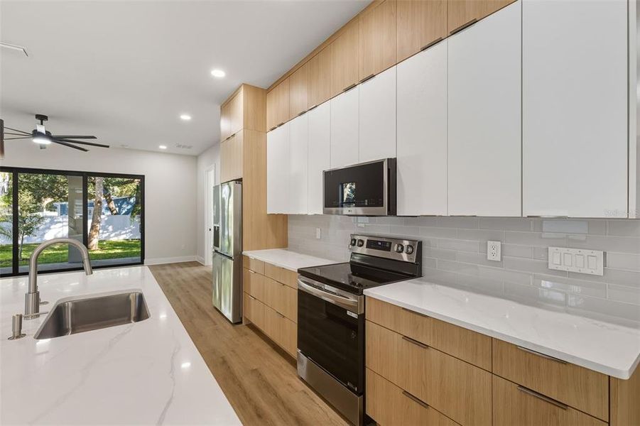 Furnished interior view inside a new home in , Tampa (Image 10).