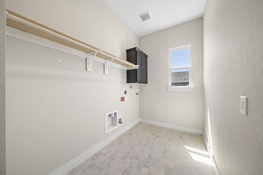 Representative unfurnished interior of a home built from the Juniper by Caldwell Homes in Chambers Creek, Willis (Image 18). Representative unfurnished interior of a home built from the Juniper by Caldwell Homes in Chambers Creek, Willis (Image 18).