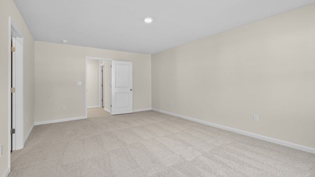 Spacious, unfurnished interior of a new home in Honeycutt Oaks, Angier (Image 31).