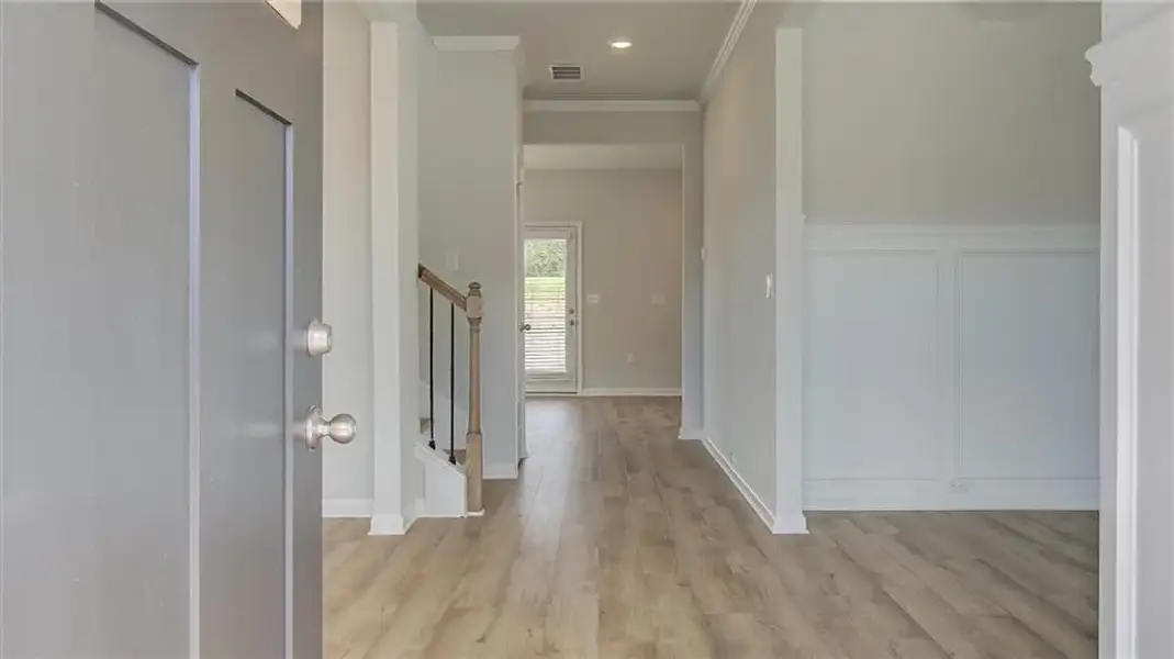 Spacious, unfurnished interior of a new home in Brighton, Locust Grove (Image 13).