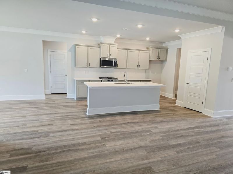 Image 30 of a home in Hidden Lake Estates.