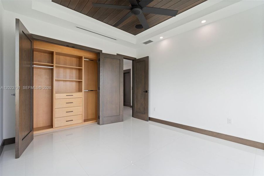 Spacious, unfurnished interior of a new home in , Tavernier (Image 62). Spacious, unfurnished interior of a new home in , Tavernier (Image 62).
