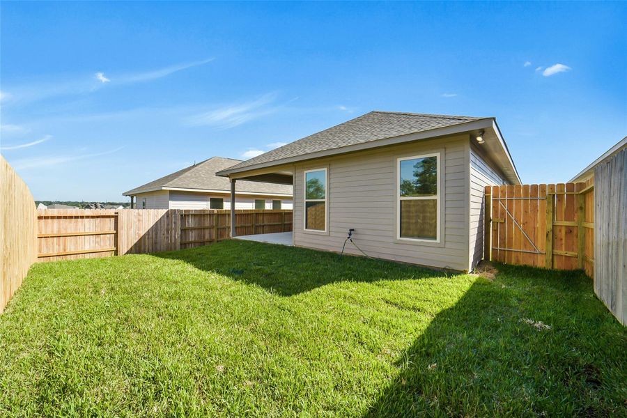 Exterior details and patio area of a home in Mostyn Springs, Magnolia (Image 19). Exterior details and patio area of a home in Mostyn Springs, Magnolia (Image 19).