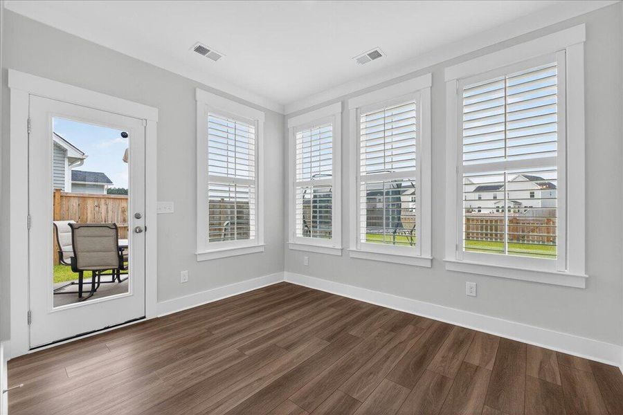 Spacious, unfurnished interior of a new home in Lochton, Summerville (Image 21).