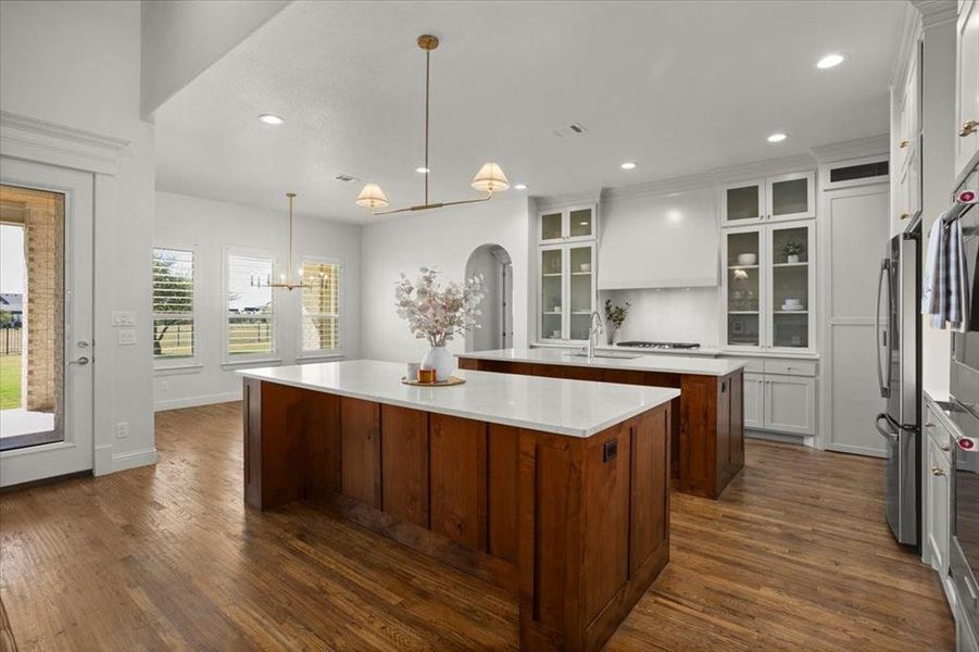 Furnished interior view inside a new home in Bella Crossing, Fort Worth (Image 15).