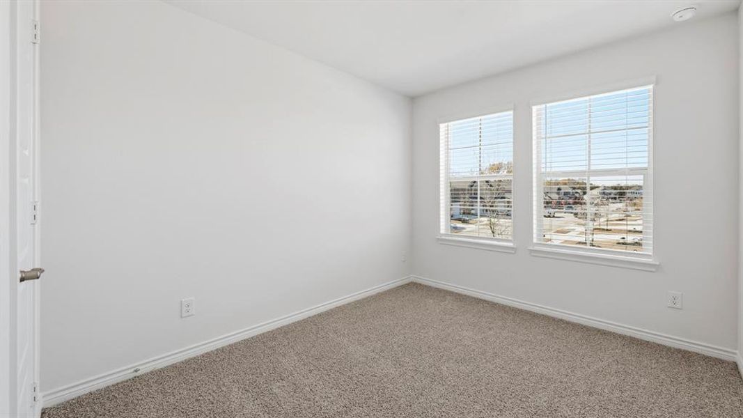 Spacious, unfurnished interior of a new home in Winchester Crossing, Princeton (Image 37).