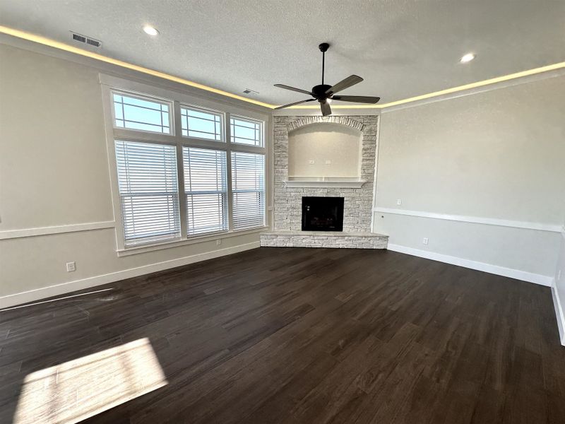 Spacious, unfurnished interior of a new home in Sky View, Columbus (Image 18).
