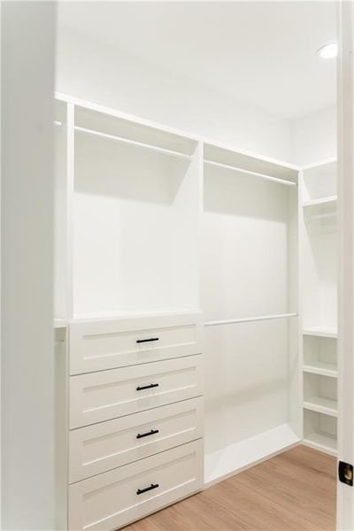 Spacious, unfurnished interior of a new home in , Atlanta (Image 67).