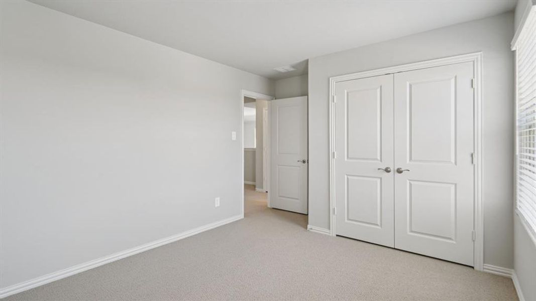 Spacious, unfurnished interior of a new home in Windmore, Princeton (Image 24).
