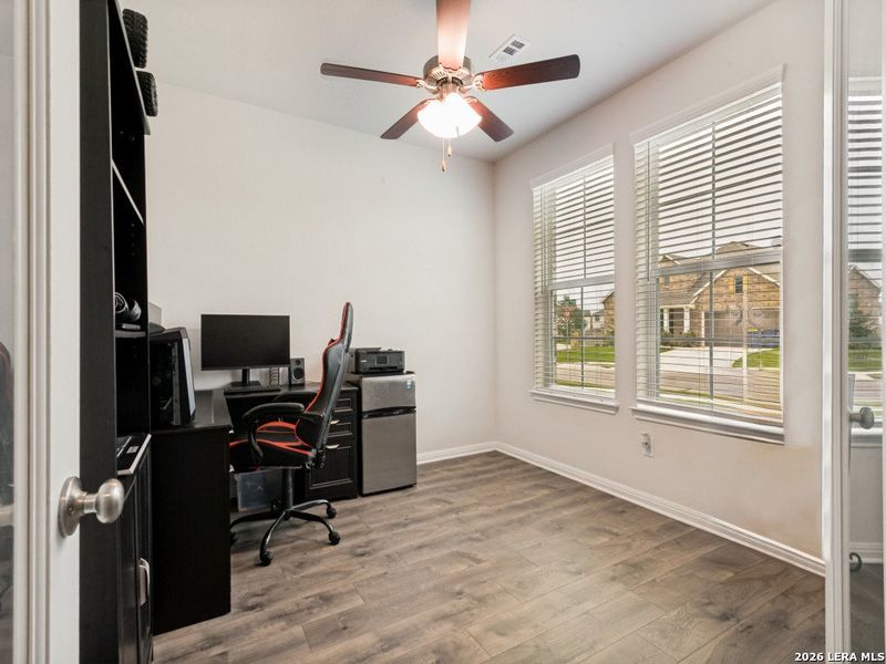 Furnished interior view inside a new home in Venado Crossing, Cibolo (Image 10). Furnished interior view inside a new home in Venado Crossing, Cibolo (Image 10).