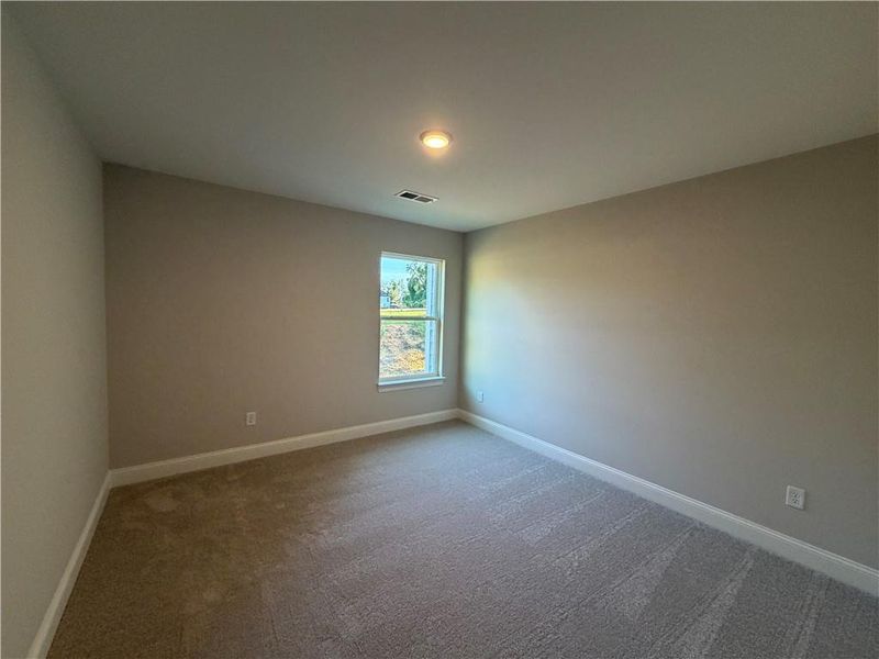 Spacious, unfurnished interior of a new home in , Dawsonville (Image 7).