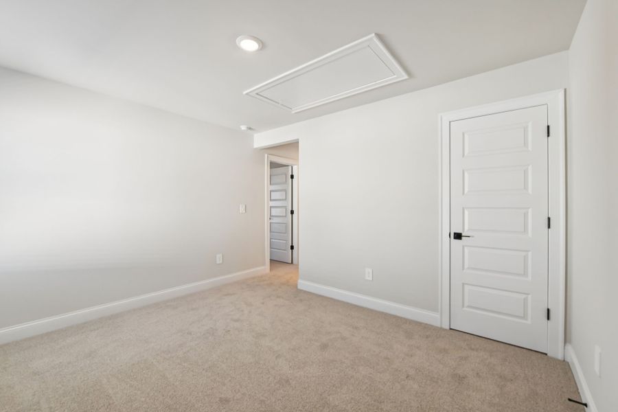 Spacious, unfurnished interior of a new home in Vines at Mill Creek - Legacy Series, Braselton (Image 30). Spacious, unfurnished interior of a new home in Vines at Mill Creek - Legacy Series, Braselton (Image 30).