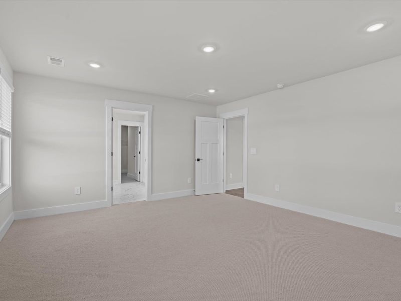 Spacious, unfurnished interior of a new home in Cedar Shoals - Signature Collection, Piedmont (Image 17).