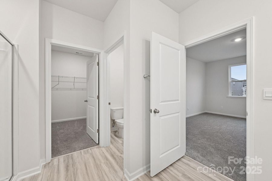 Spacious, unfurnished interior of a new home in Laurelbrook, Sherrills Ford (Image 17).