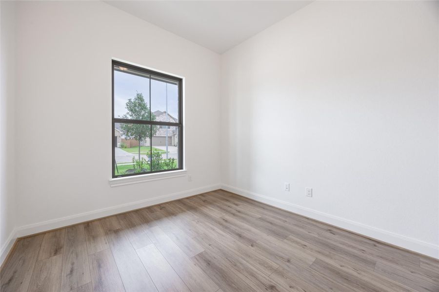 Image 19 of a home in Sunterra. Image 19 of a home in Sunterra.