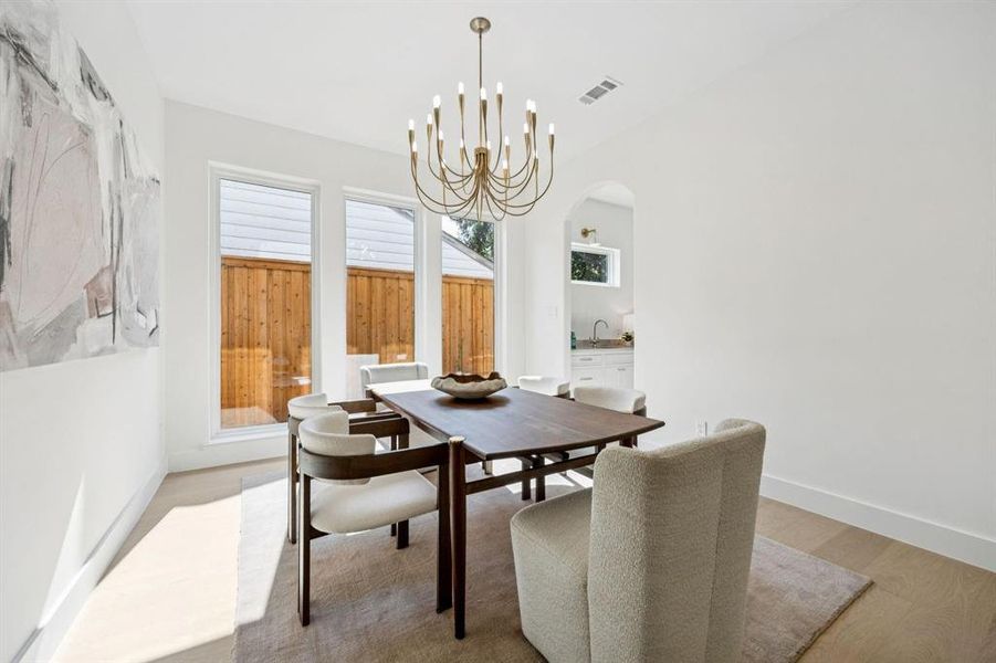 Furnished interior view inside a new home in , Dallas (Image 7).