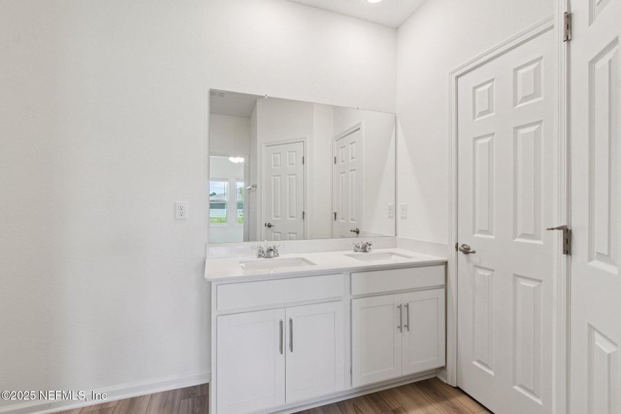 Furnished interior view inside a new home in Panther Creek, Jacksonville (Image 11).