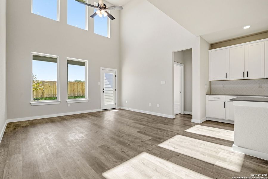 Spacious, unfurnished interior of a new home in Morgan Meadows, San Antonio (Image 41). Spacious, unfurnished interior of a new home in Morgan Meadows, San Antonio (Image 41).